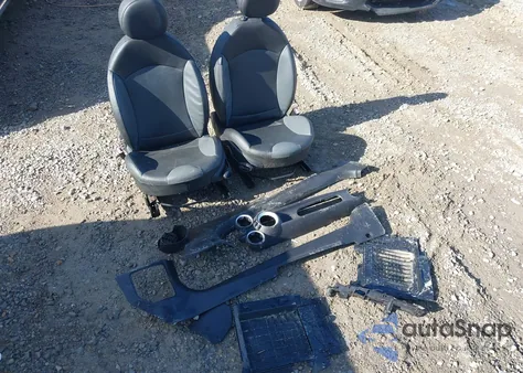 2009 Mini Cooper S from USA, damaged, VIN WMWMF73519TX40097